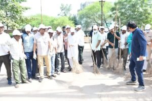 सेवा संकल्प अभियान: स्वच्छता ही सेवा अंतर्गत चला स्वच्छता अभियान